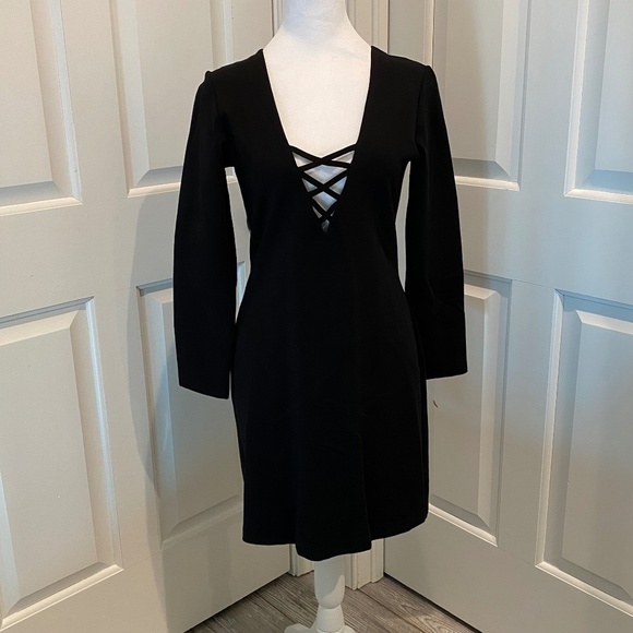 Amanda Uprichard Criss-Cross Deep V Sheath Dress solid Black 16574 - Picture 3 of 10